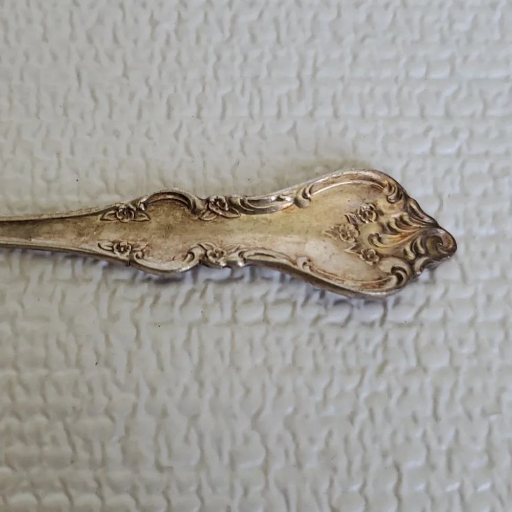 International Deep Silverplate Inlaid Spoon